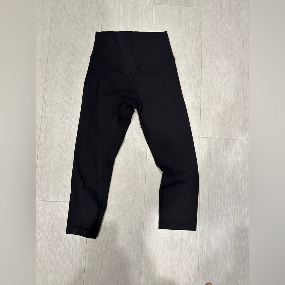 Lululemon cropped leggings